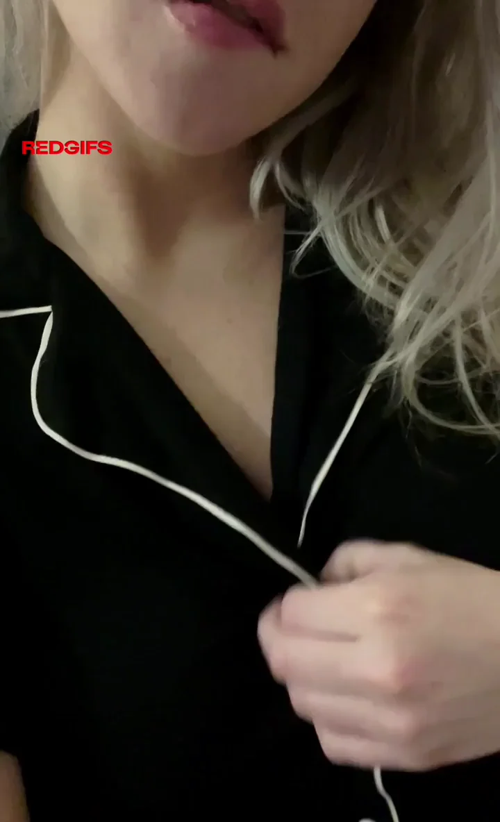 Soccer Mom's Secret Titty Drop Dads Crave 😈🍈🍈