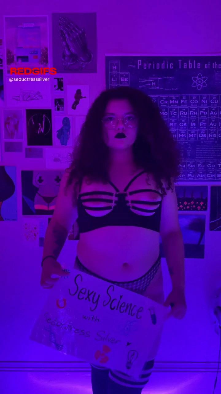 Kinky Goth Nerd Craves Your Hot Cum Tribute 🤓🖤💦