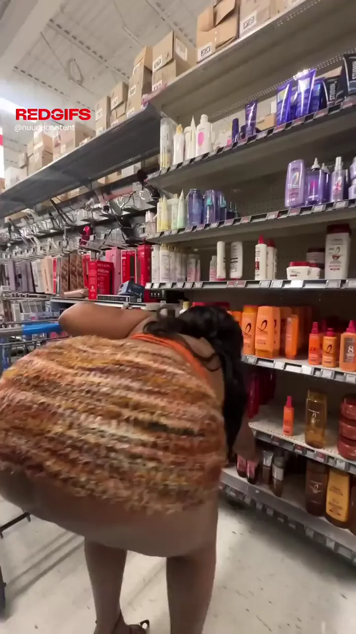 Twerking in Walmart