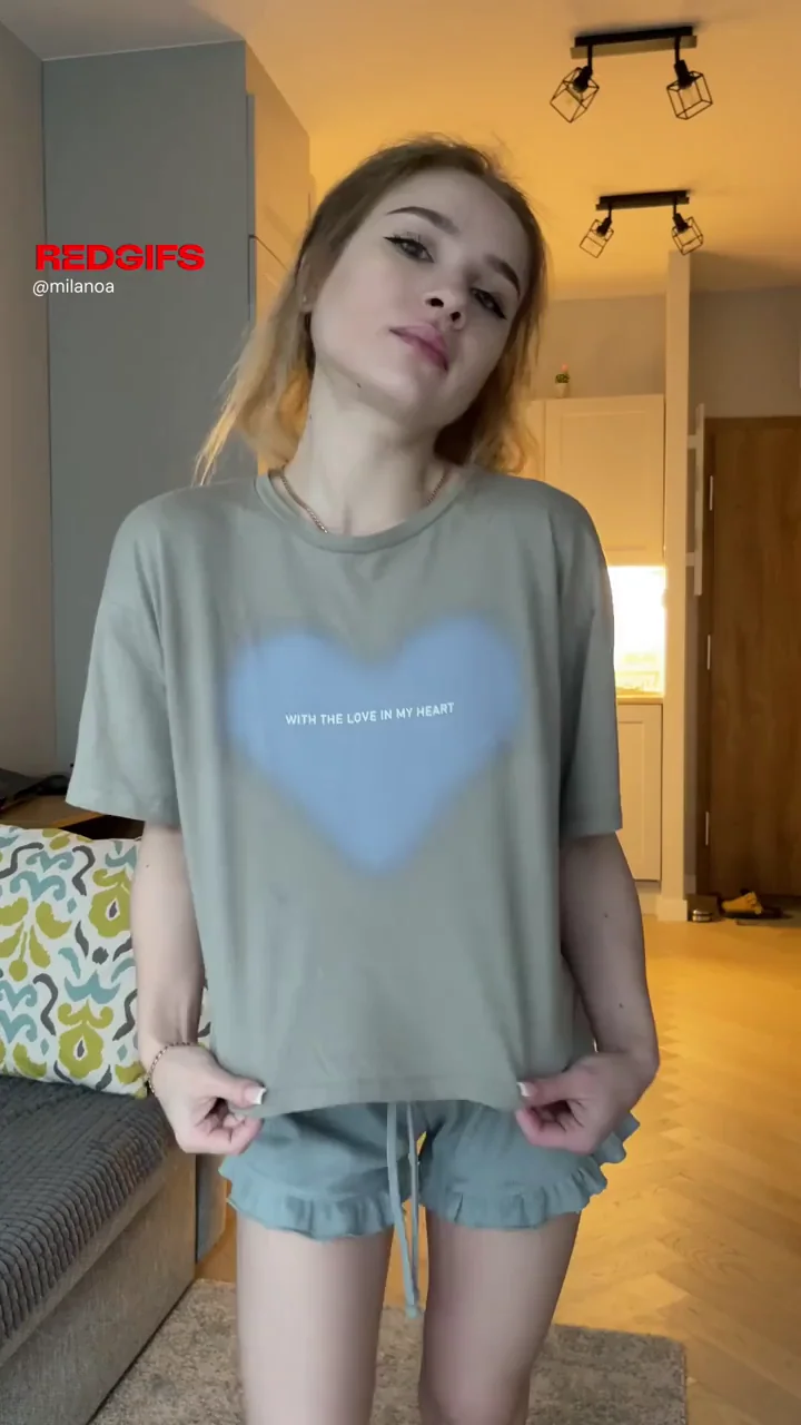 My tiny adorable body :3