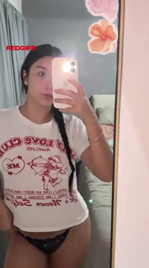 Quick Peek at My Tiny Tits Tease 😘🍒
