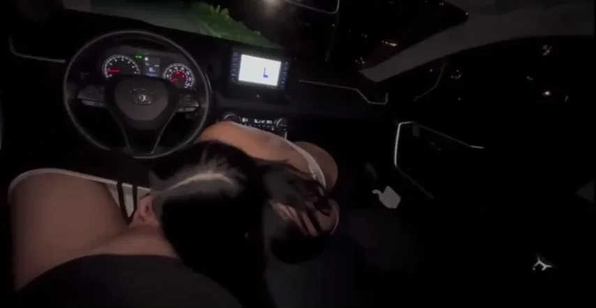 😘 Slutty Teen Thanks Uber Driver with Juicy Car BJ 👅🍆