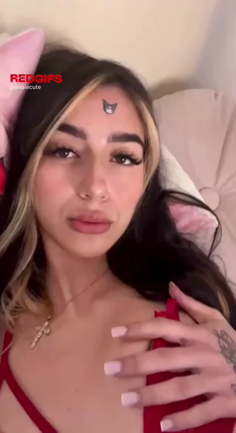 18yo Cutie Flashes Her Perky Small Tits