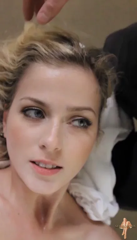 Bet it’s incredible being that gorgeous