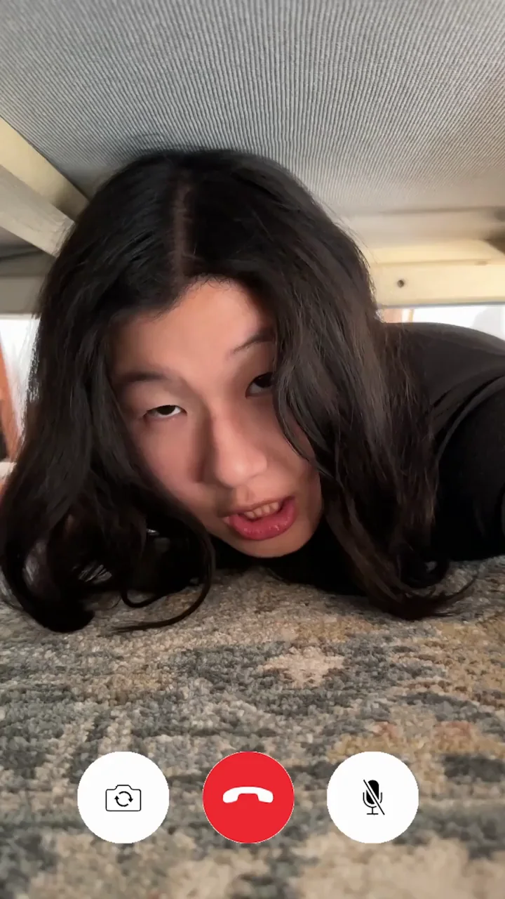 Stuck AF! Hope No One Ravages My Juicy Asian Phat Ass 🍑😈