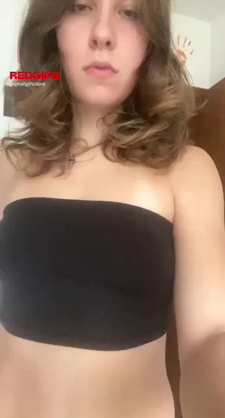 Polish F18 Cutie Teases with Shiny Nails & Perky Tits 😈💅