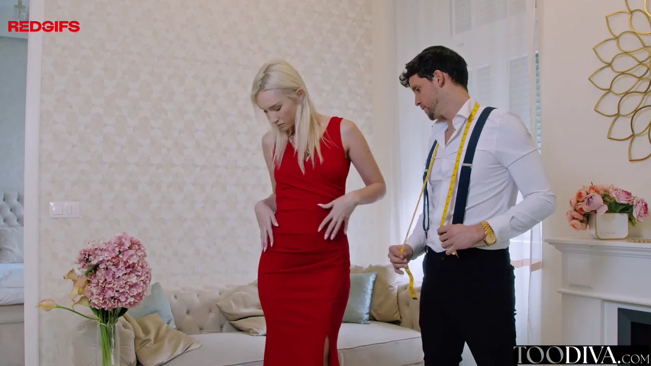 Spoiled rich blonde trick her tailor to bang her hard