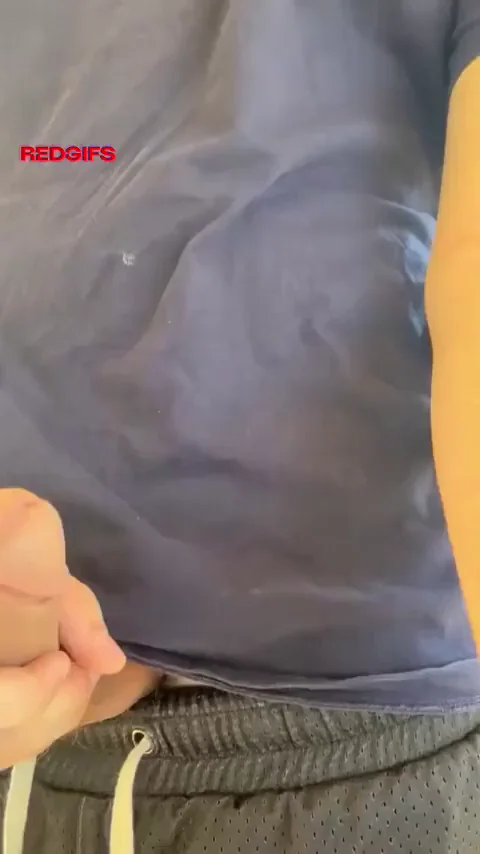 I like to cum in the park