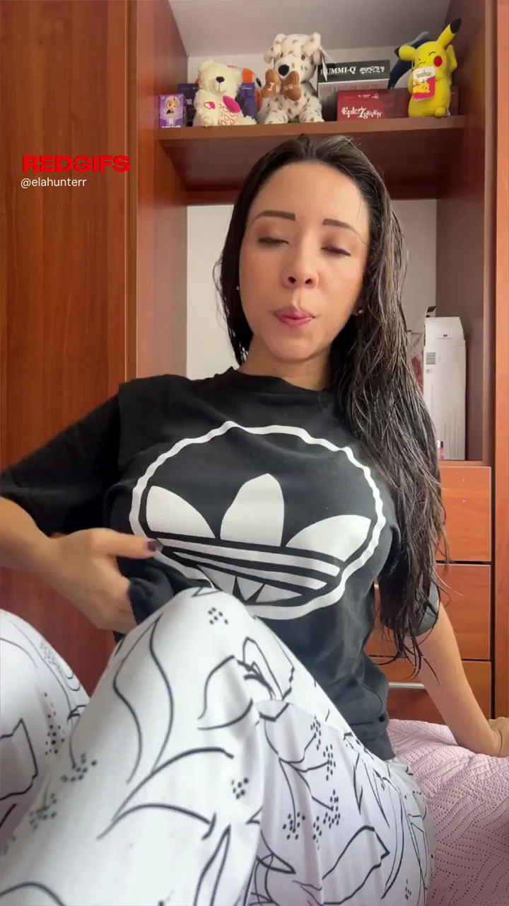 Mexicana's Massive Melons Out, Fueling Your Filthy Fantasies 😈🍈🍈