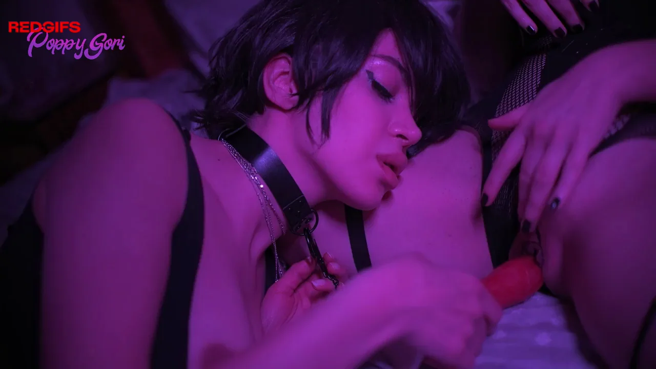 My mistress feeding me her PussyJuice