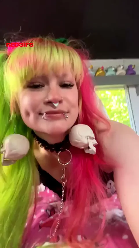 I'd Bark Like a Good Egirl Slut If You Asked 😈🐶🍑