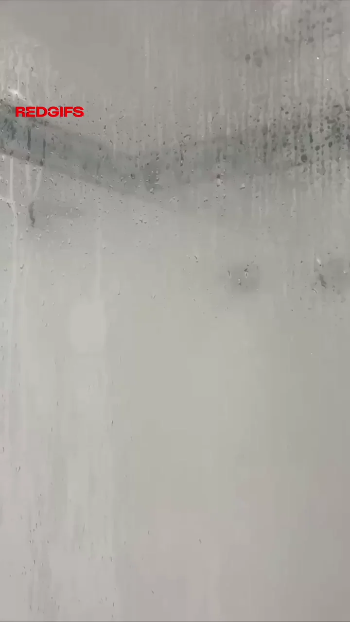 Volunteer Cam Man Needed for My Steamy Big Tit Shower Show! 💦🍑