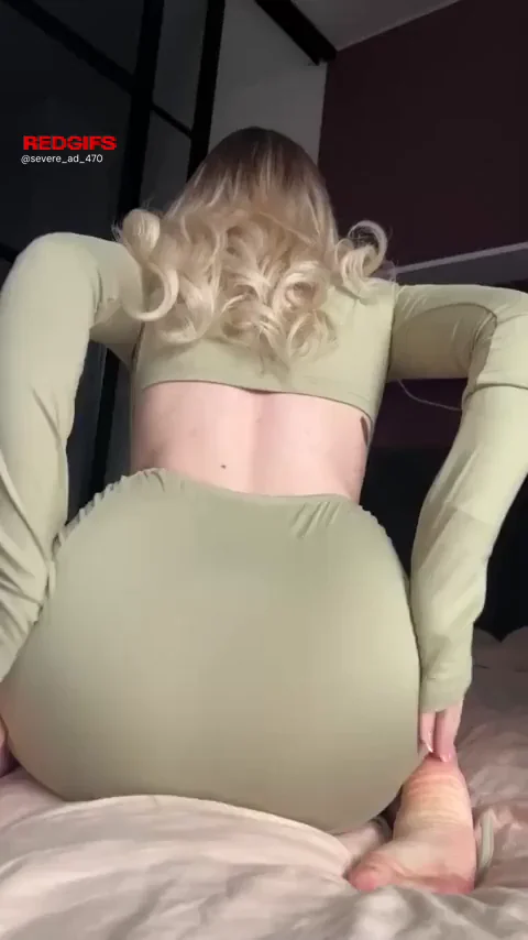 Serving Up My Juicy Ass Hobby 🍑🔥