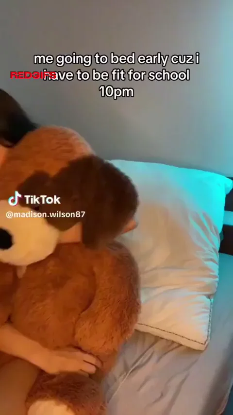 TikTok girls share masturbation habits