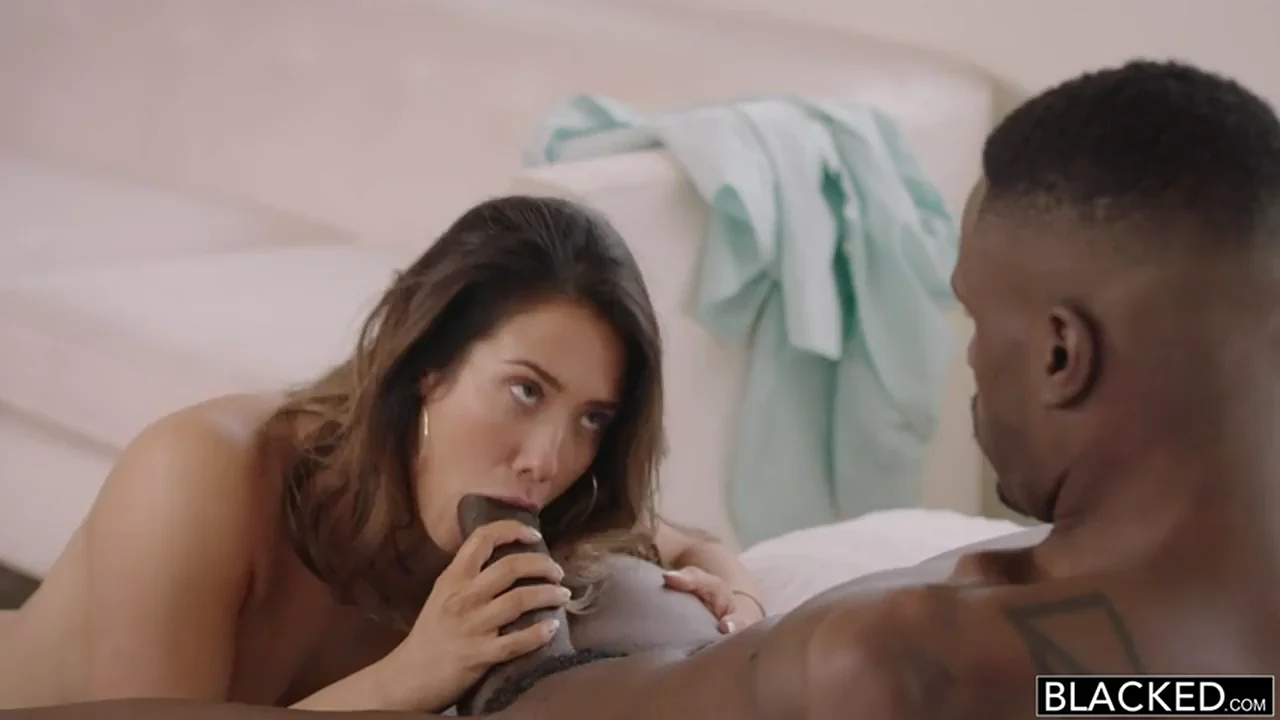 Eva Lovia's Sloppy BBC Worship on Pale Sheets