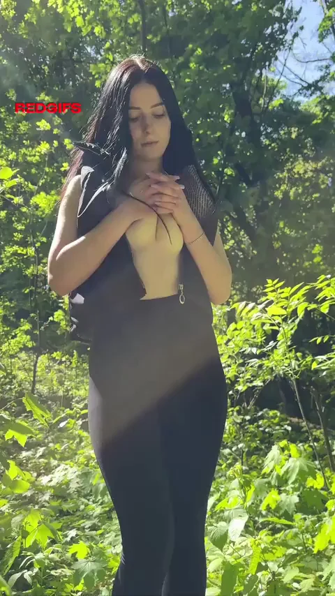 It's nice when the leaves of the trees touch the naked body