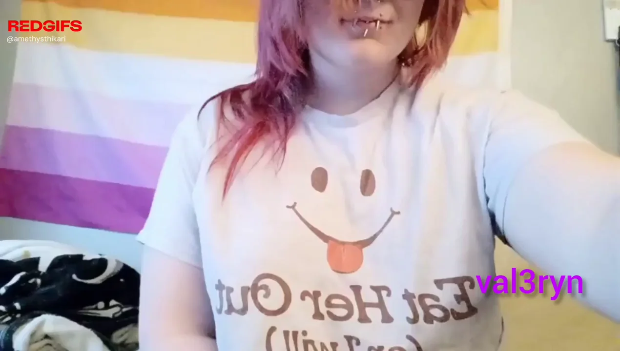 I think this shirt might be a bit small,,