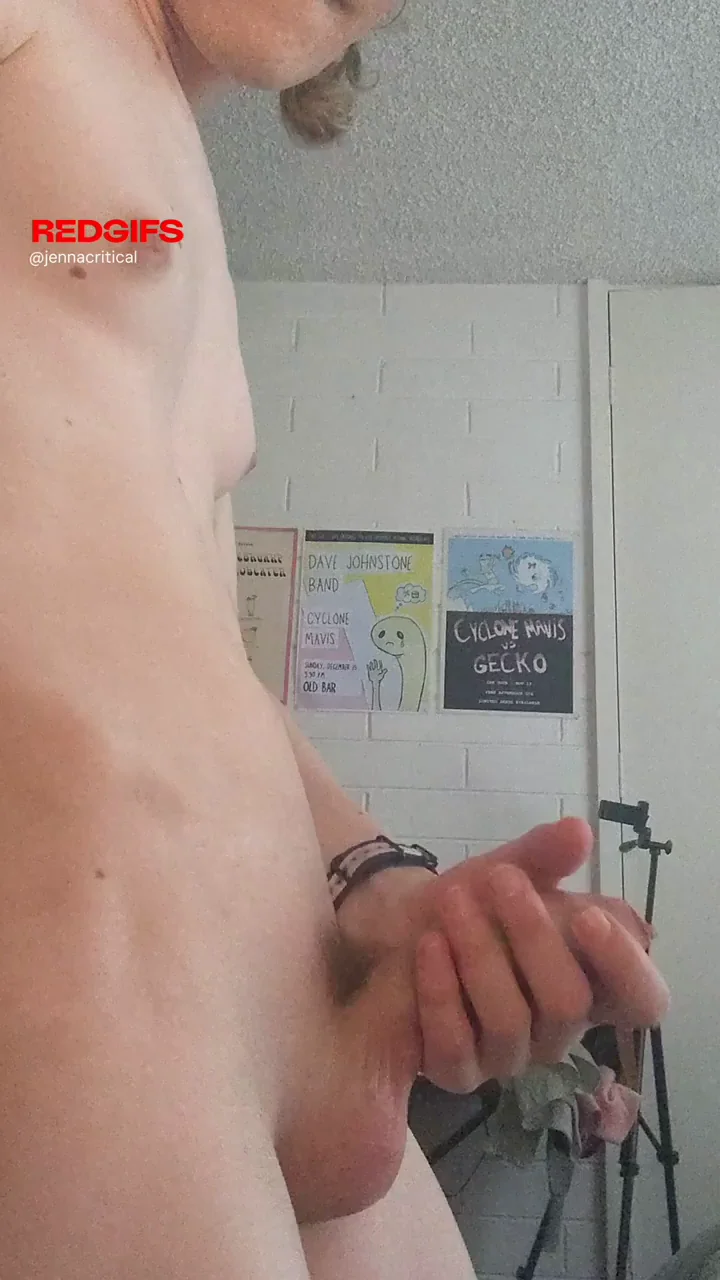 my hips need to be pressed against your butt