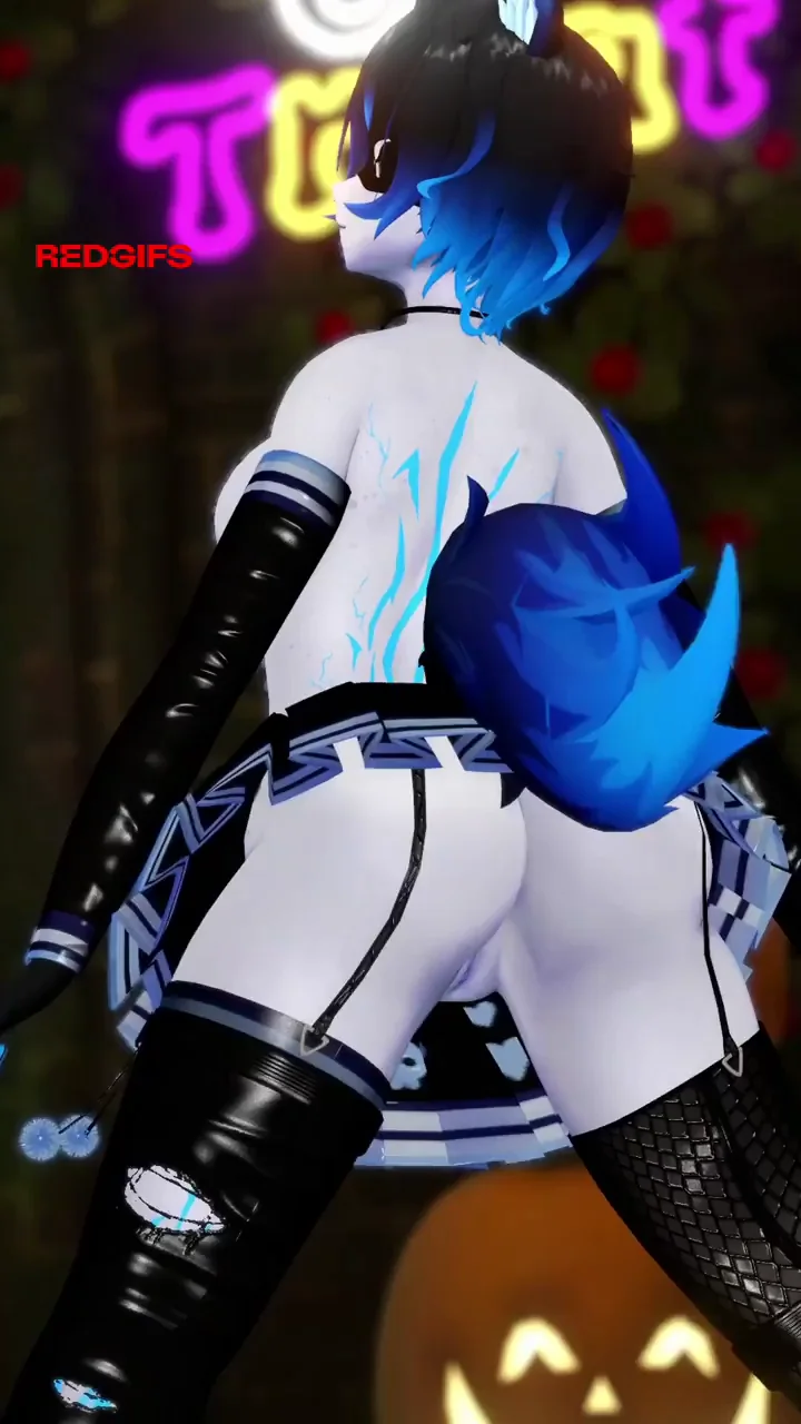 Kitsune upskirt