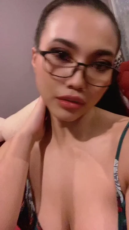 Count Ley's Massive Titties Bouncing Wild 😍🍈🍈 [OC]