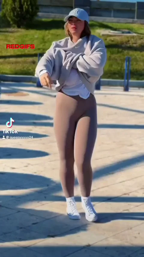 QueenVvvvv24's TikTok Tit Tease: Massive Naturals Bouncing in Leggings