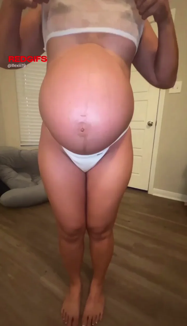 Preggo Belly Tease 😍🤰💦