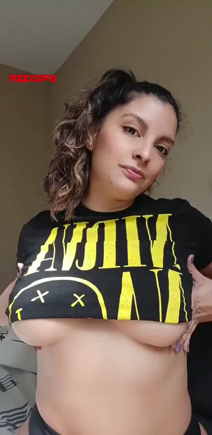 just a sweet spanish girl ready to have babies with you :)