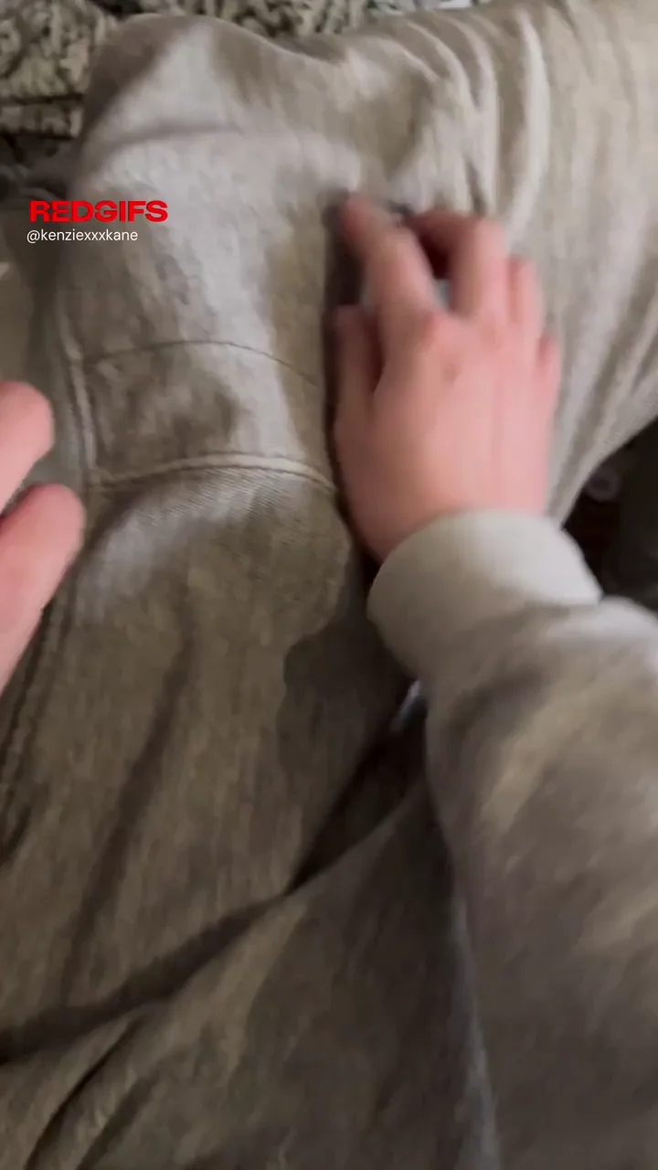 Prepping That Thick Cock with a Naughty Handjob 👋🍆💦