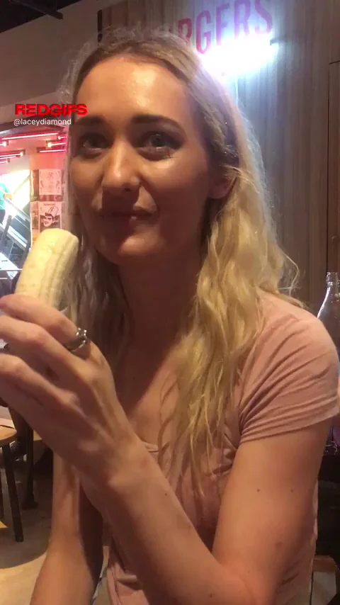 i’ve been a good girl in public