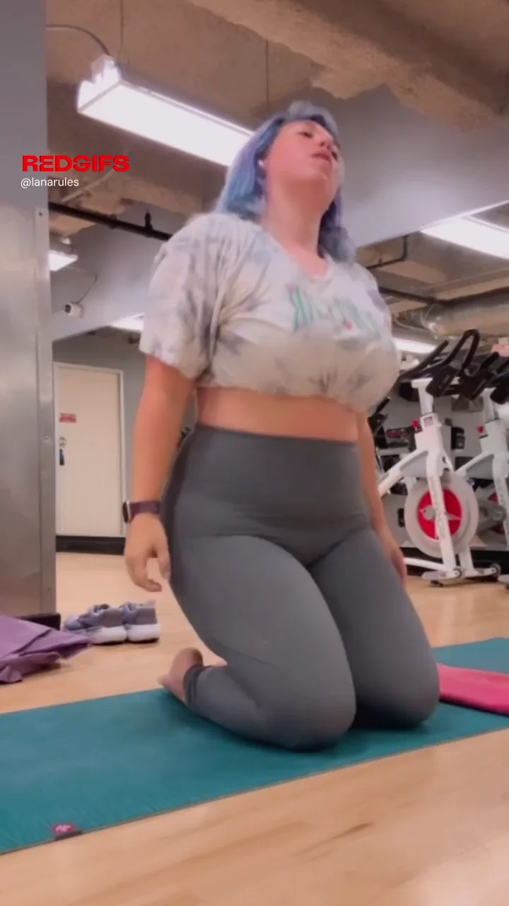 ✨I feel sexiest at the gym doing yoga for you ✨
