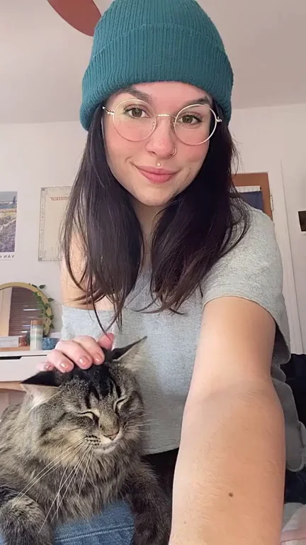 you came for the tits but rewatched for the pussy didn’t you?