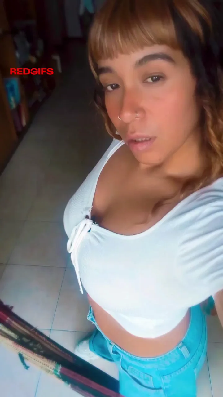 I’m looking for someone who loves to cuddle and tease