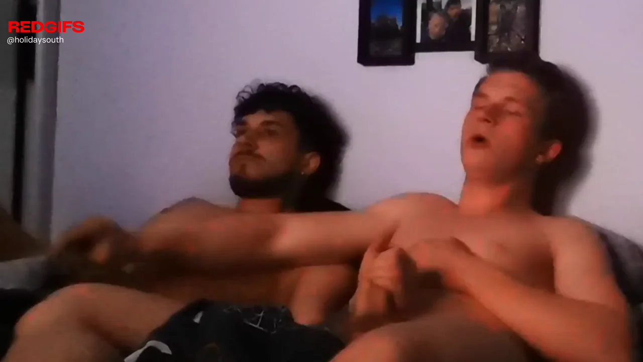 just 2 guys jerking off