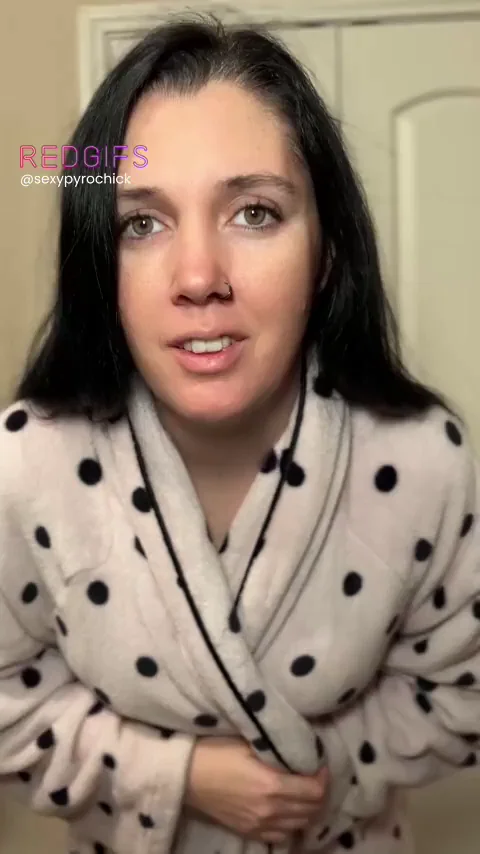Rate My 38YO MILF Mom's Juicy Rack Reveal