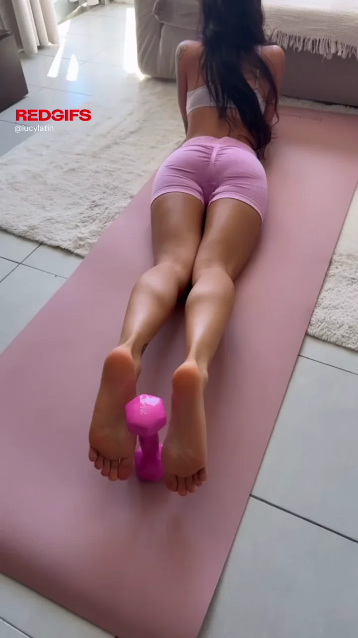 Yoga got my soles hot and exposed. Come lick them clean
