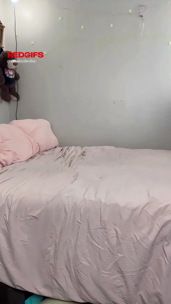Goth GF's Creampie Invite 🖤🍑💦