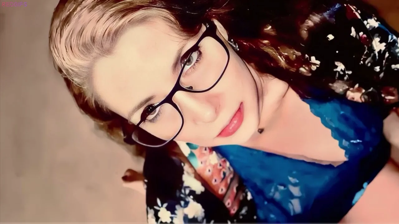 Misty Logan 👓 Slurps Cock & Gulps Thick Cum Load 💦😈