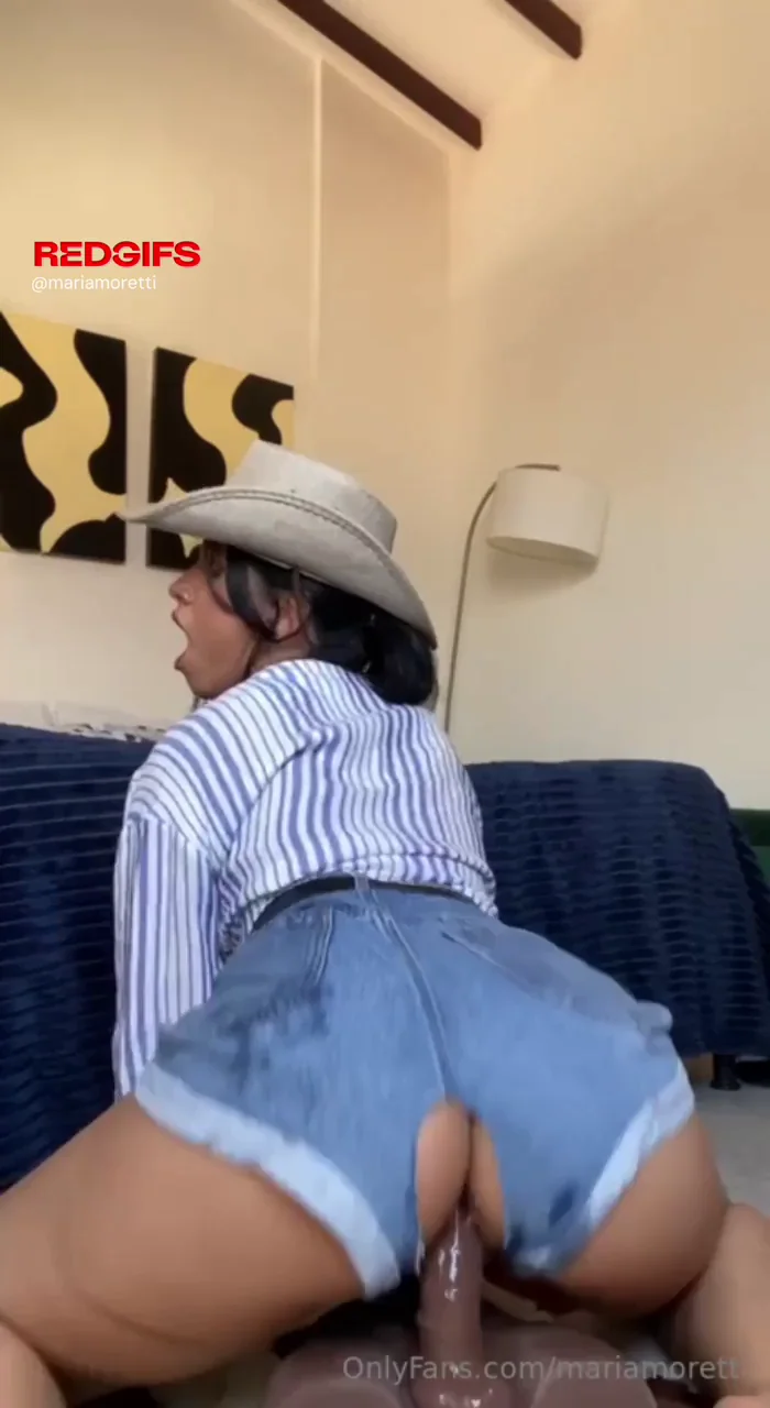 Thick Dildo Cowgirl: Curvy Ebony Babe Rides Massive Cock Toy Hard
