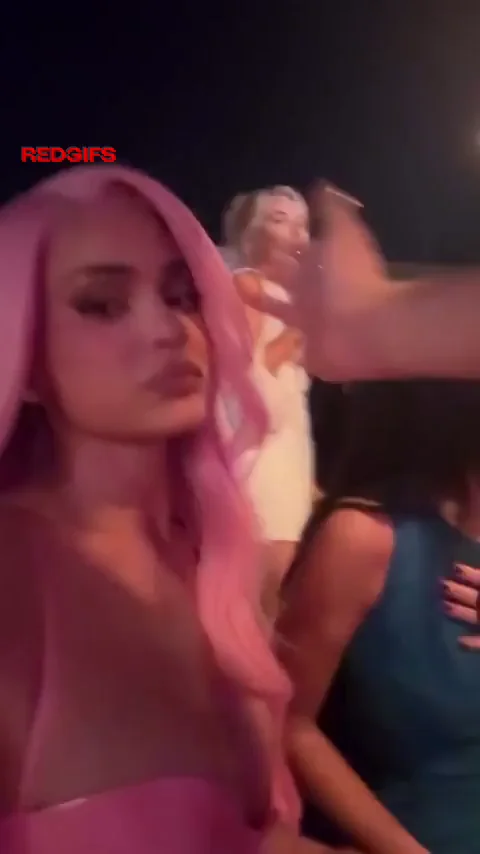 Kylie &amp; Kendall