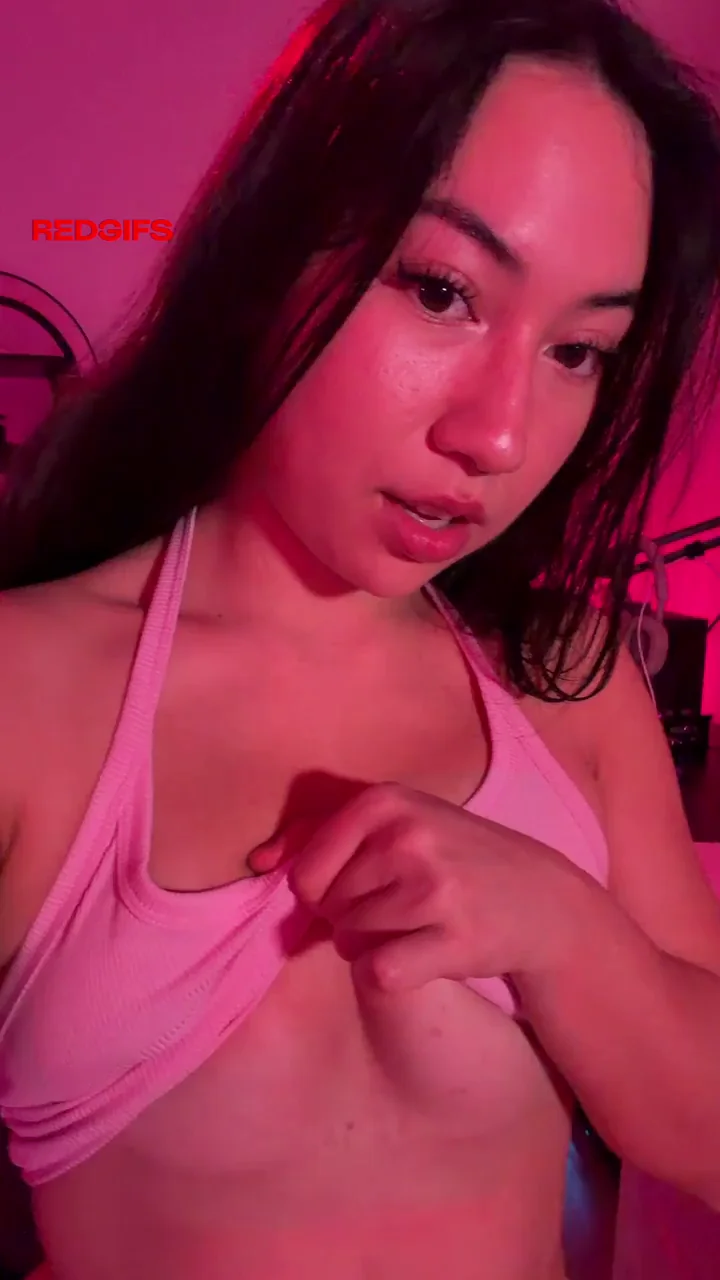 Tiny Cute Teen's Pink Tease: Ready to Get Wrecked Hard