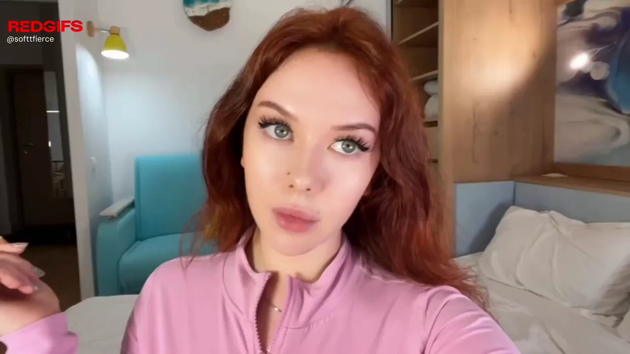 I need your face in betweeen of my girlies