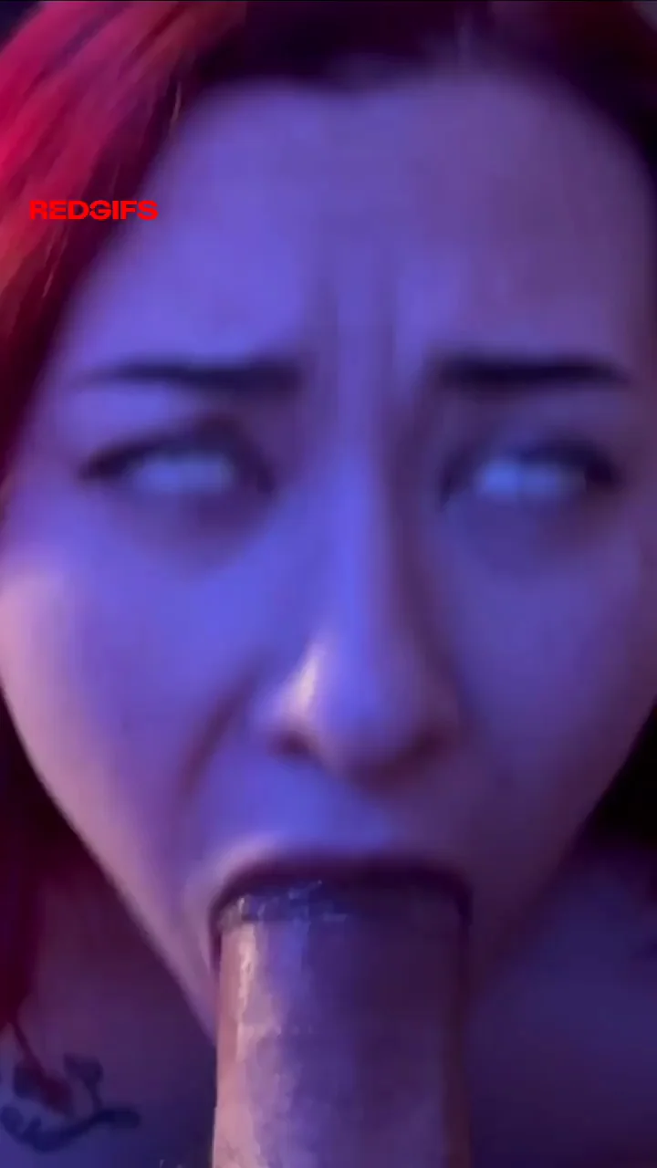Cute Korean Slut Deepthroats Massive Cock 💦🍆😈