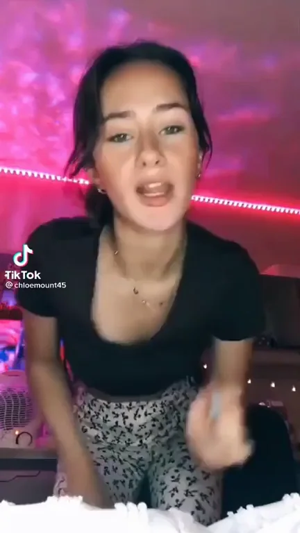 😵‍💫 Speechless Slut in Leopard Leggings Tease 💦
