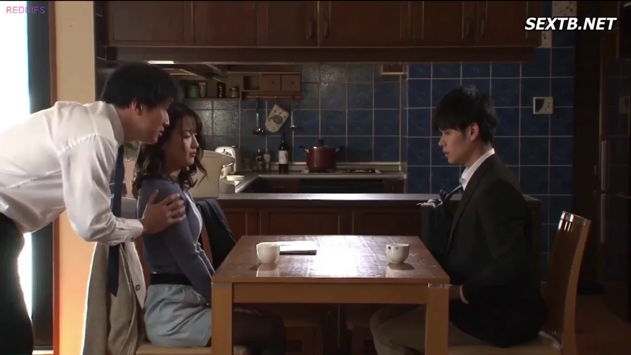 Fucking his girl while her side is watching.: Ai Mukai (DVAJ-461)