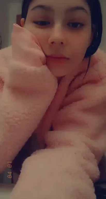 Too Cute to Resist Creampie Temptation? 🥰💦