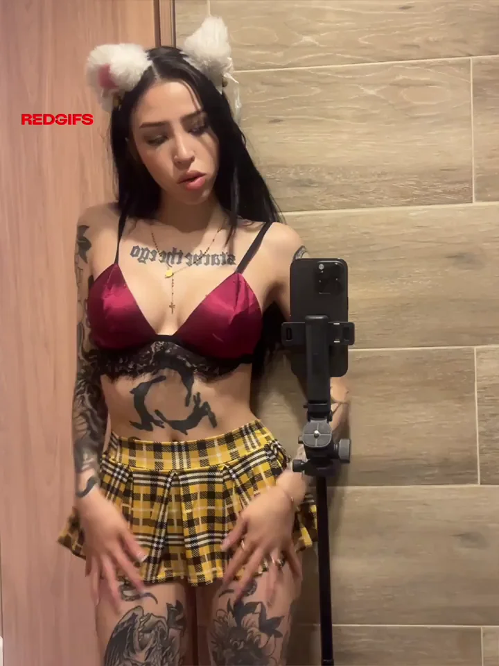 😍 Tattooed Catgirl's Wild Ahegao Face Fuck 😛💦