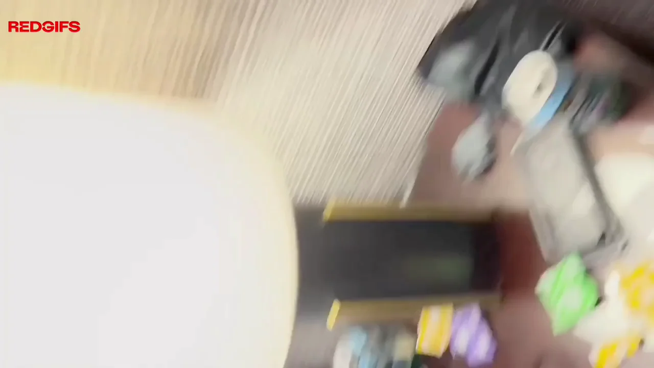 Husbands record 🎥 and bulls fuck 😈