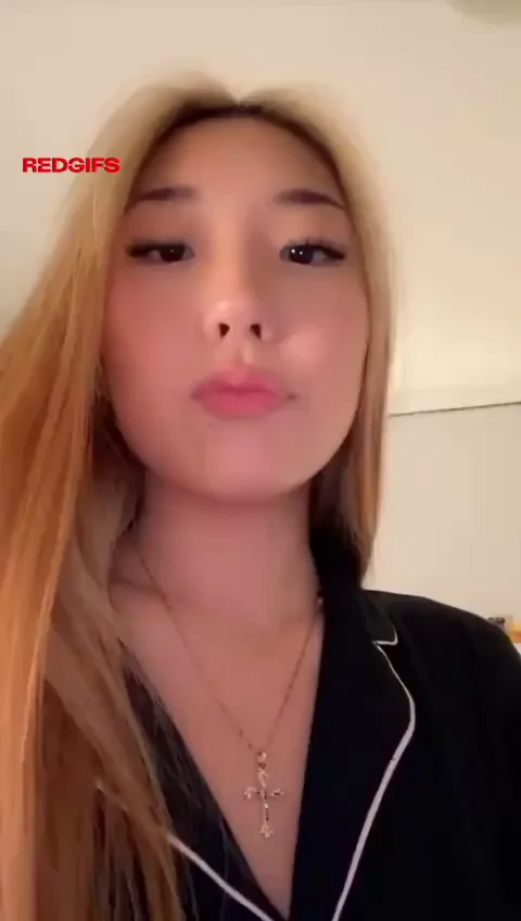 18yo inferior korean slut, no birth control are you risking it or pulling out?