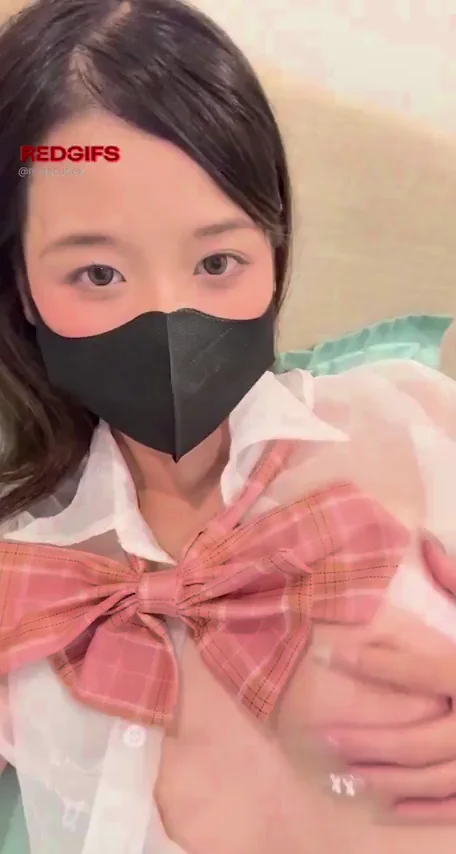 Cute Submissive Asian Schoolgirl Begs Daddy for Care 🥺🍒💋