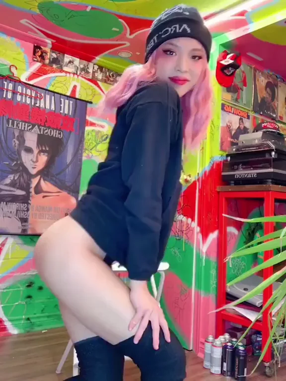 Netflix & Chill Tease: Pink-Haired Slut Drops Oversized Hoodie for Lingerie Ass Flash